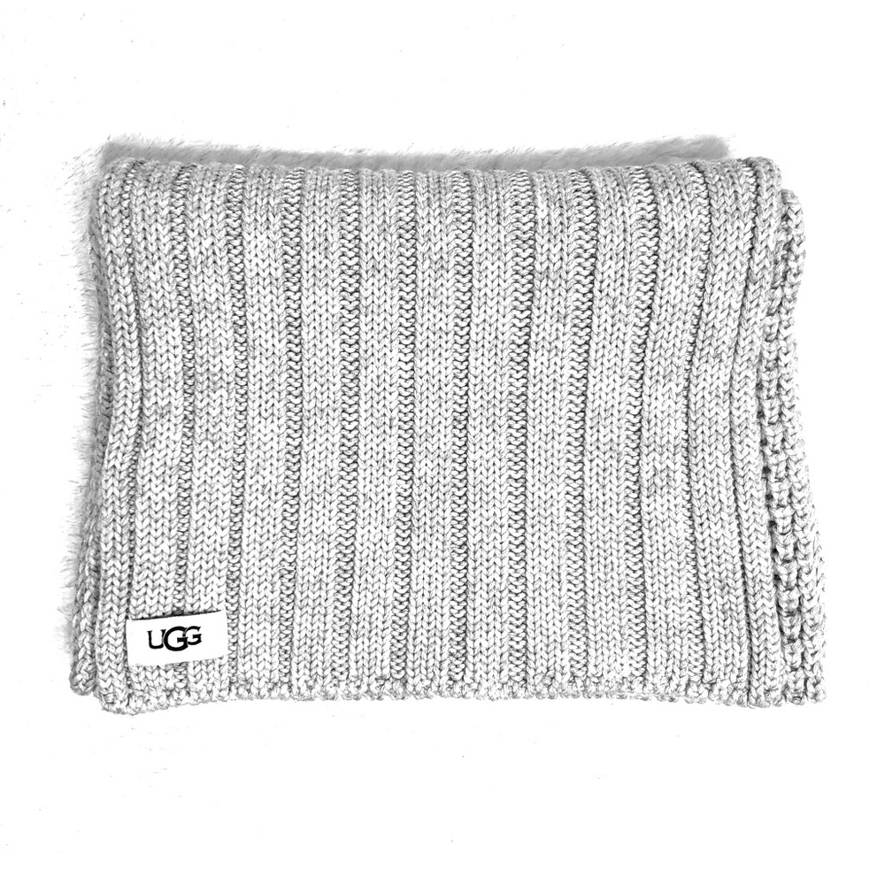 Ugg Textured Chunky Knit Wool Blend Scarf